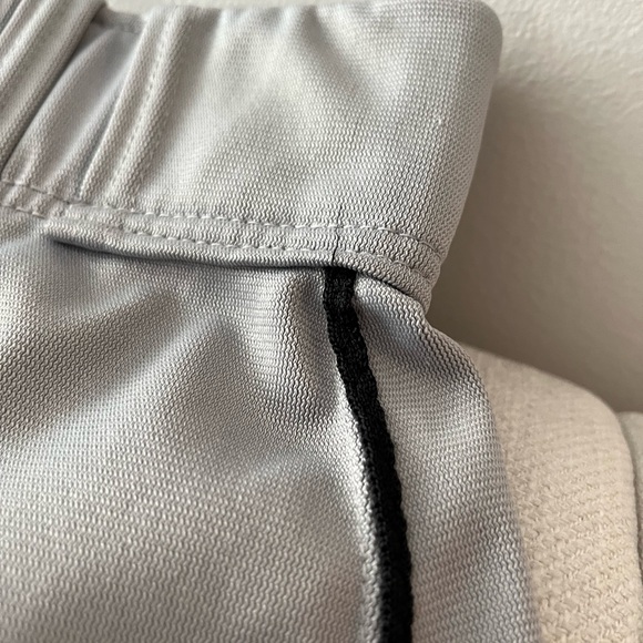 Cropped baseball pants - Picture 3 of 4